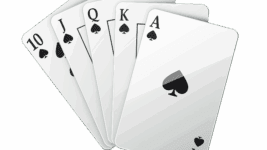 wektor-karty-do-gry-w-kasynie-lub-poker-krolewski-widok-z-gory-na-bialym-tle-na-zielonym-stole-do-pokera Karty do gry - Poker królewski