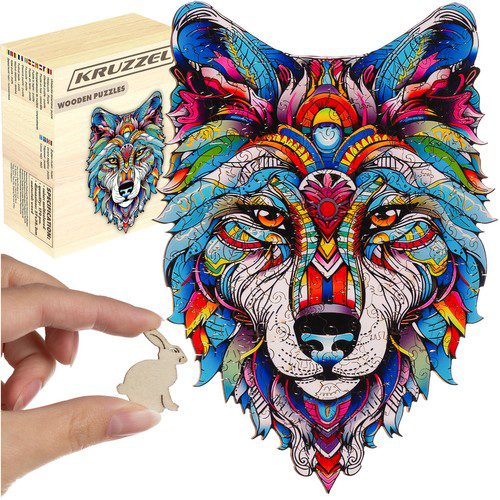 Puzzle drewniane tworzące obraz głowy wilka